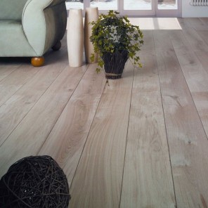 Wire Brushed Natural White Oak 10"