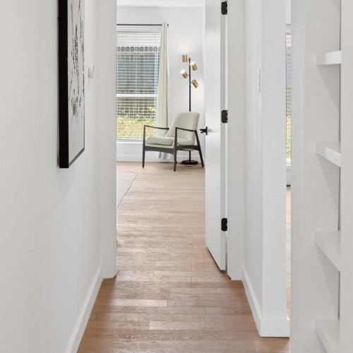 Wire Brushed Chalet White Oak Flooring - 5"